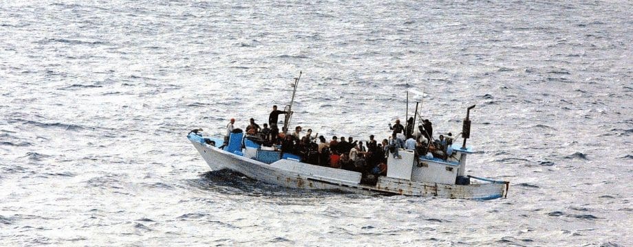 barca per profughi