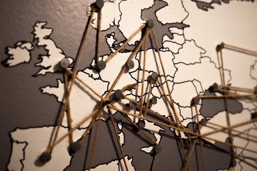 Europakarte mit Netzwerk