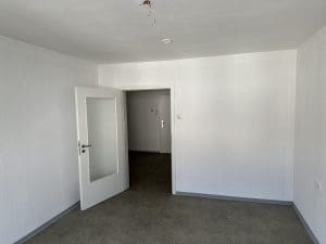 Schlafzimmer Richtung Flur 57-2