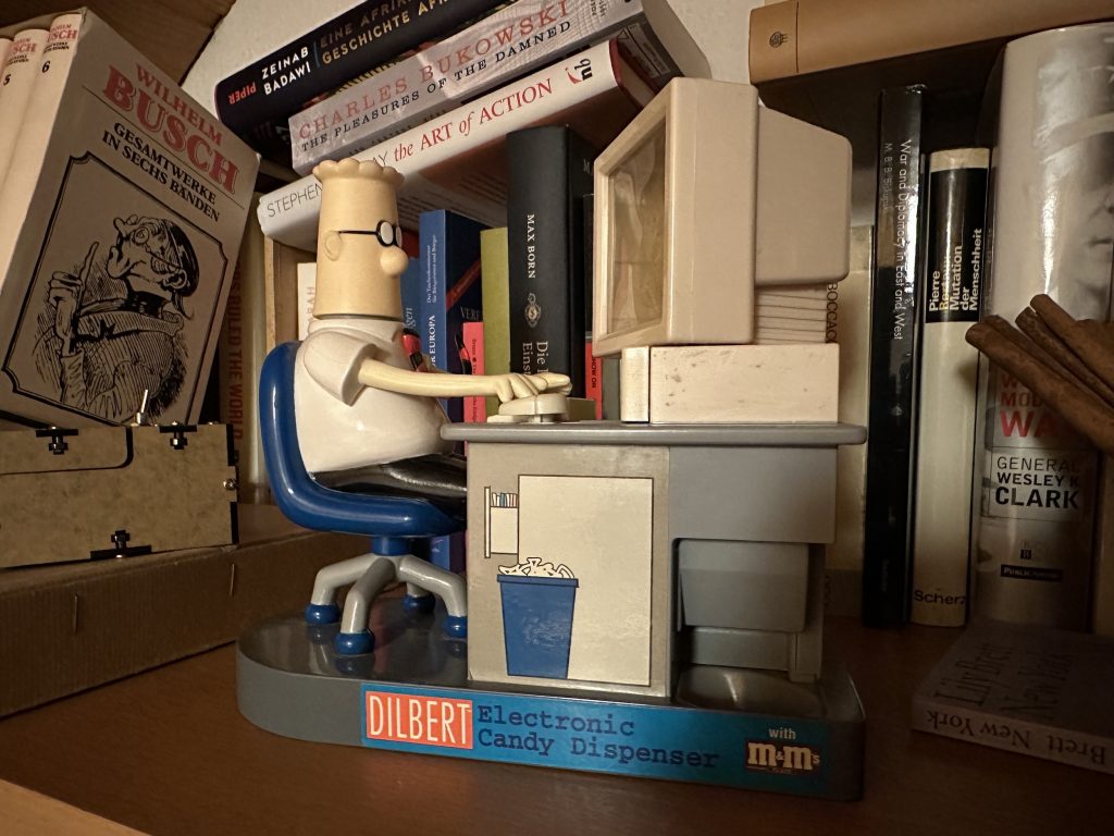 Dilbert Electronic Candy Dispenser
