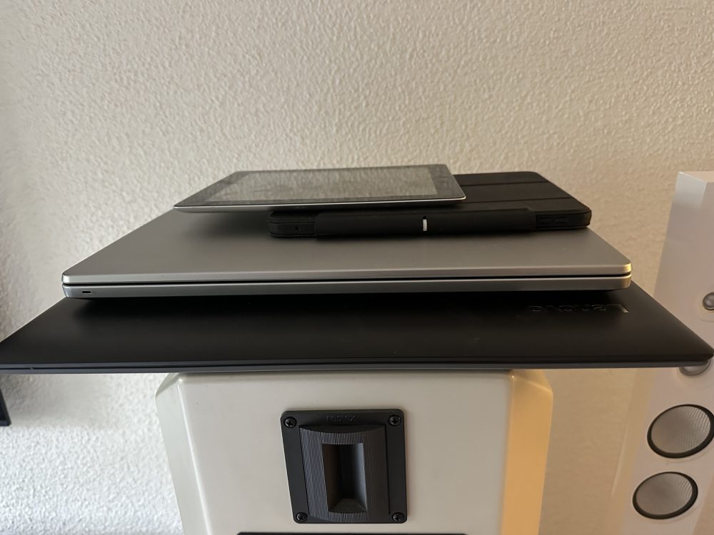 Supercomputer